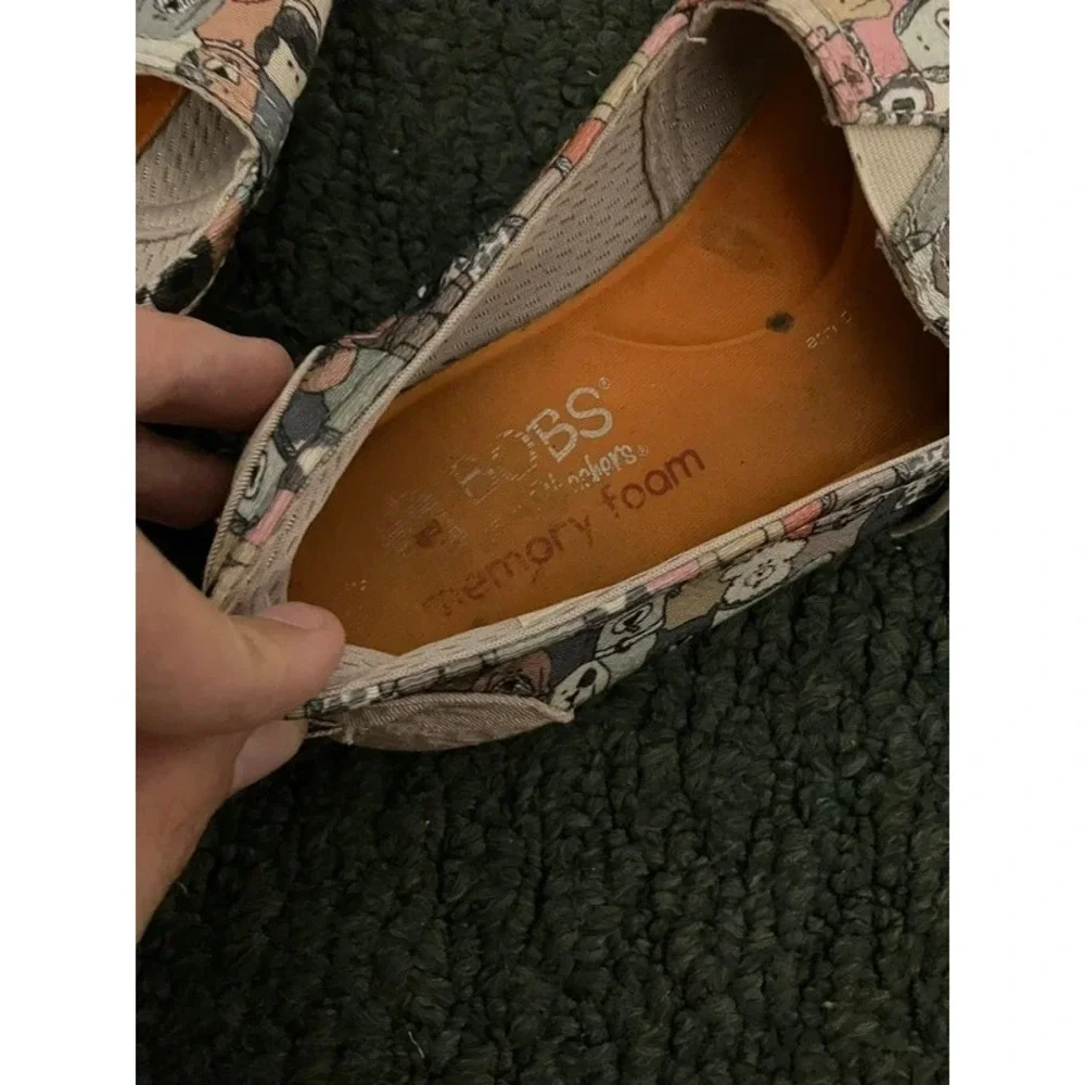 BOBS from Skechers please inspect